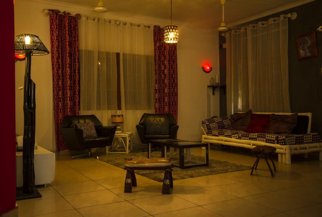La Maison De Canelya Котону Екстериор снимка